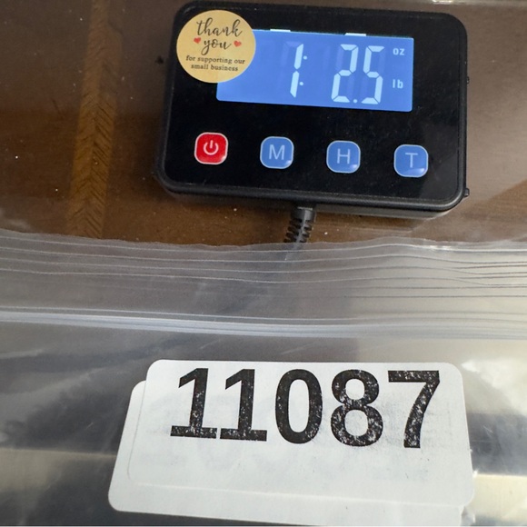 Hard Rock Park Lightweight Windbreaker Jacket Men’s Large - Picture 14 of 14